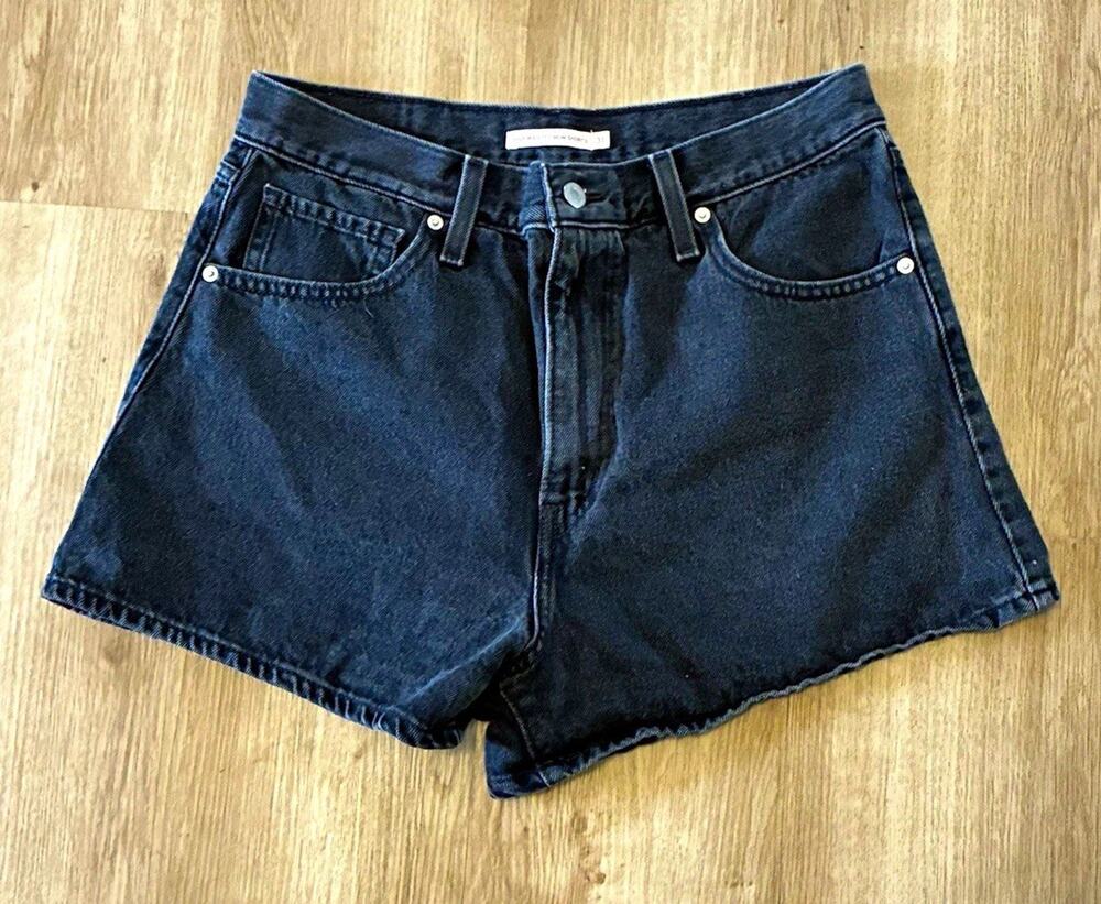 Levi's Women's High Rise Mom Shorts Black Dark Wash Denim Cotton Size 31